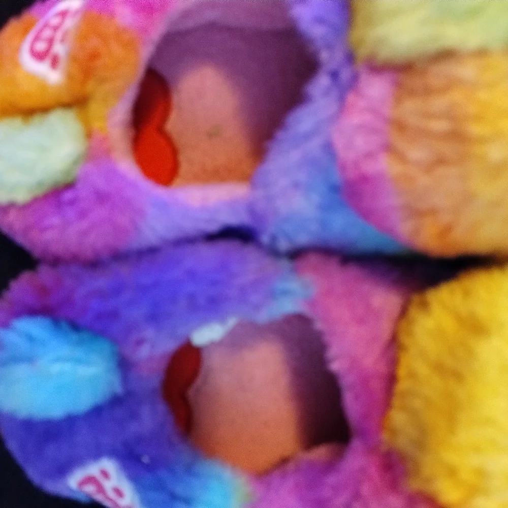 Build A Bear‎ Rainbow Slippers Girls Size 11/12 Toddler(Big girl)